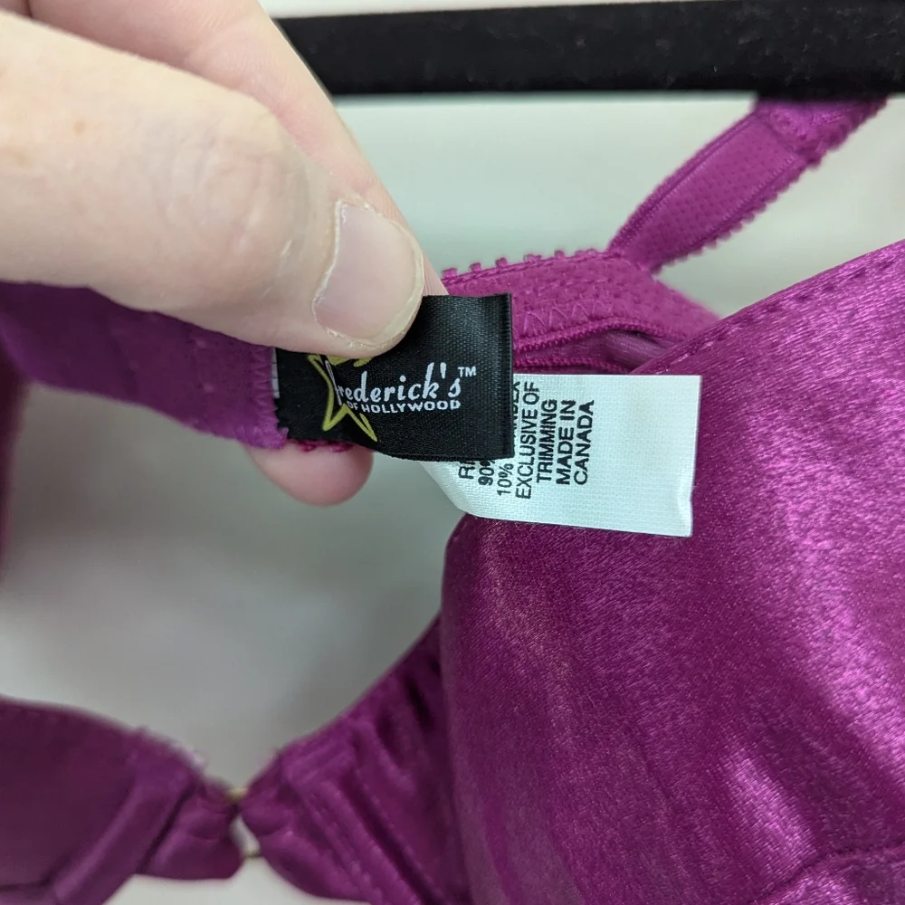 Vintage Fredericks Of‎ Hollywood Padded Demi Bra
